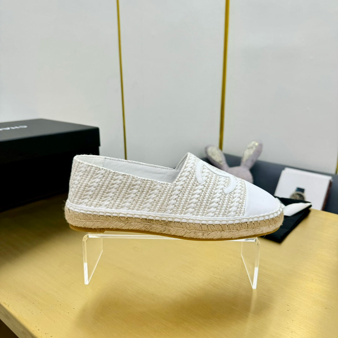 CHANEL ESPADRILLES PLATFORM 25S IN WHITE TWEED MIX CALFSKIN