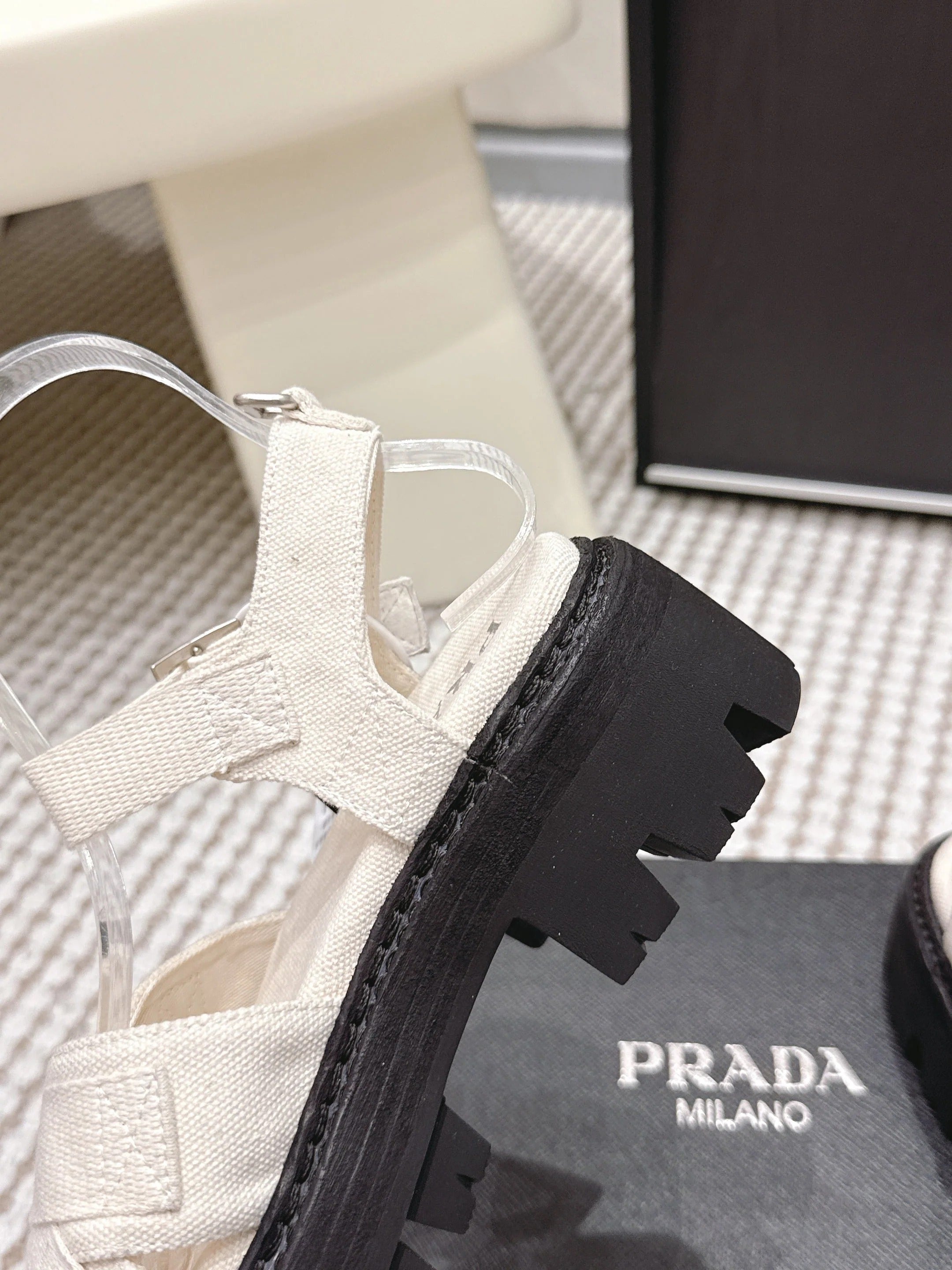 PRA 2026S Platform Sandals White Black Canvas 657527