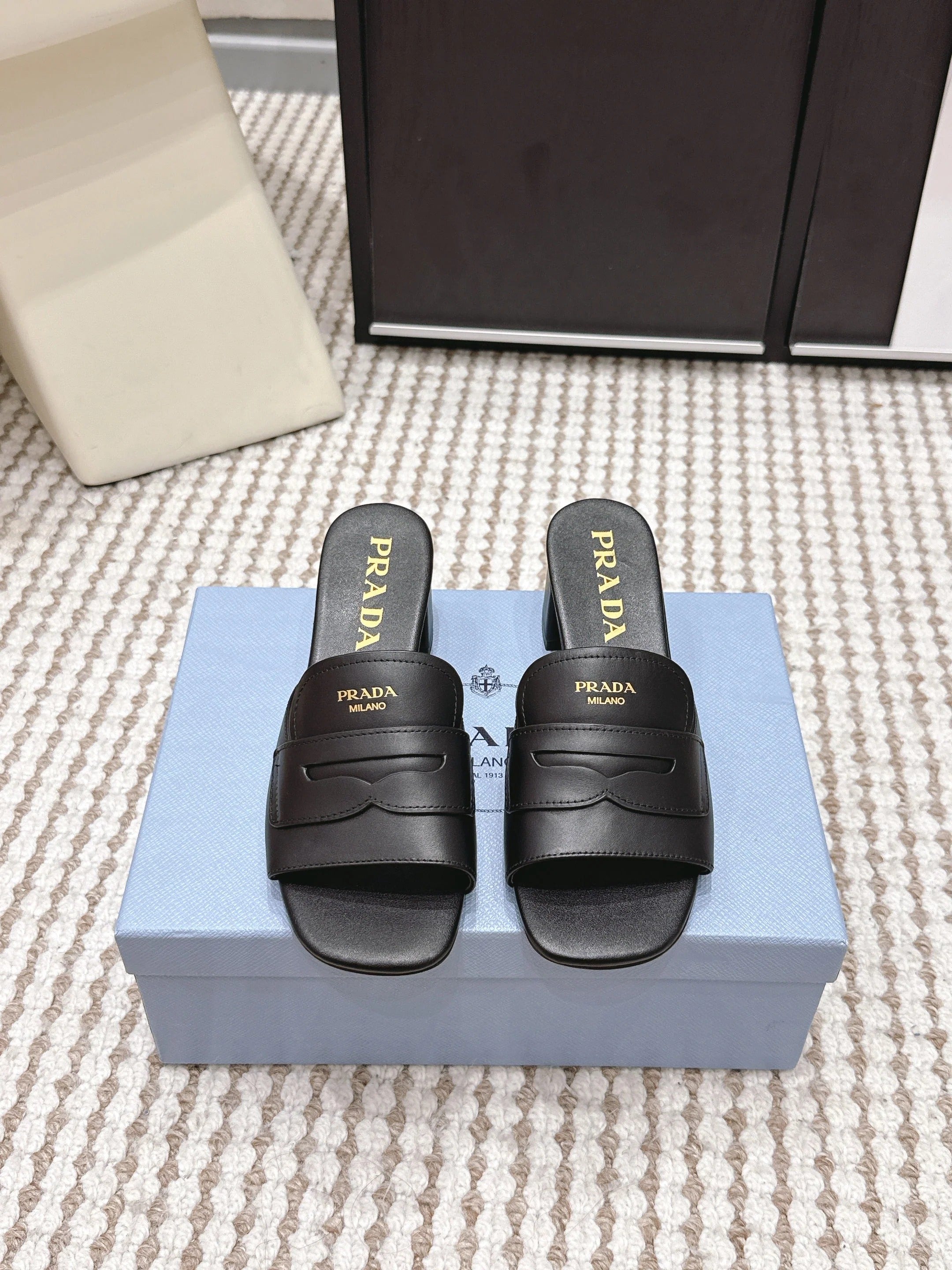 PRA 2026S High Heel Slippers 55 Black Leather 658335