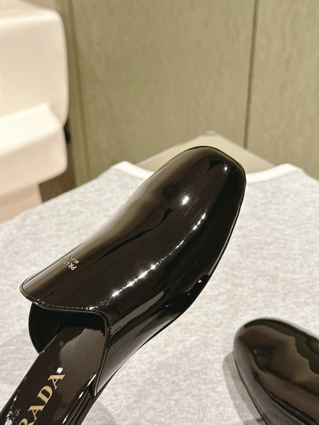 PRA 2026S Flats Mule Black Patent Leather 657680
