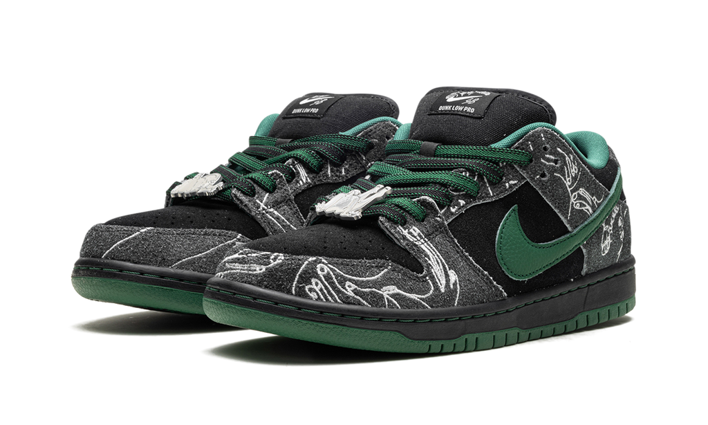 SB Dunk Low "There Skateboards" HF7743 001