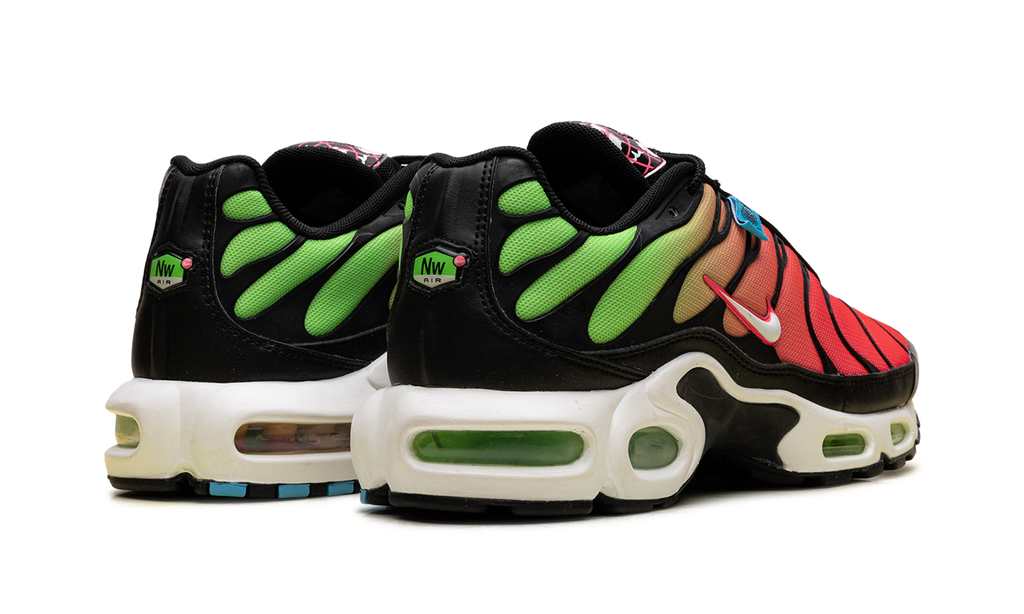 Air Max Plus WW "Worldwide Pack Crimson Green" CK7291 001