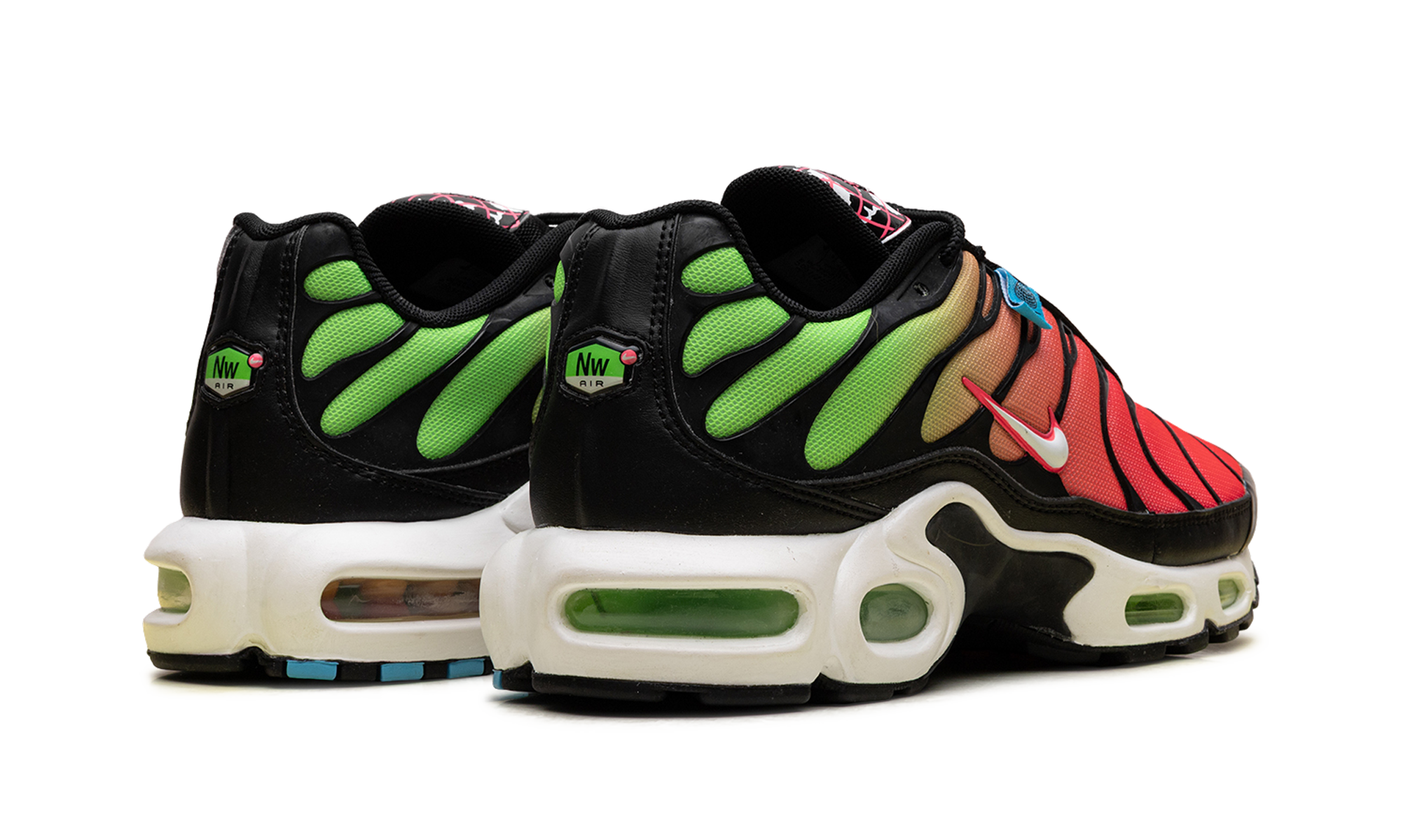 Air Max Plus WW "Worldwide Pack Crimson Green" CK7291 001