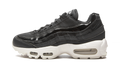 AIR MAX 95 SE MNS WMNS "Black" AQ4138 001