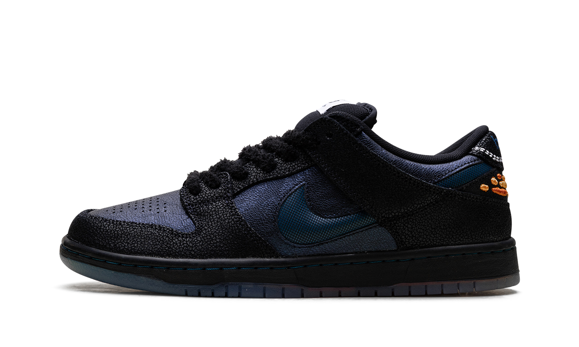 SB Dunk Low Pro "Bluetile Skateboards" IQ1323 001