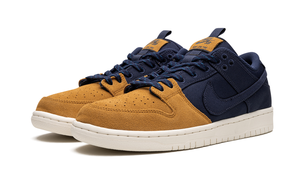 SB Dunk Low "Midnight Navy/Desert Ochre" DX6775 400