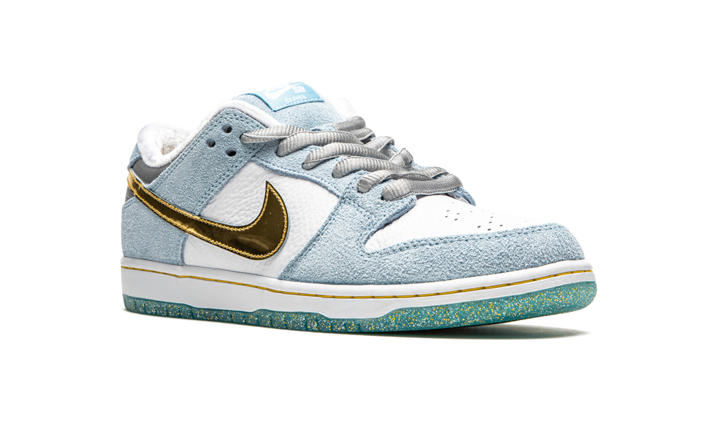 SB Dunk Low "Sean Cliver - Holiday Special" DC9936 100
