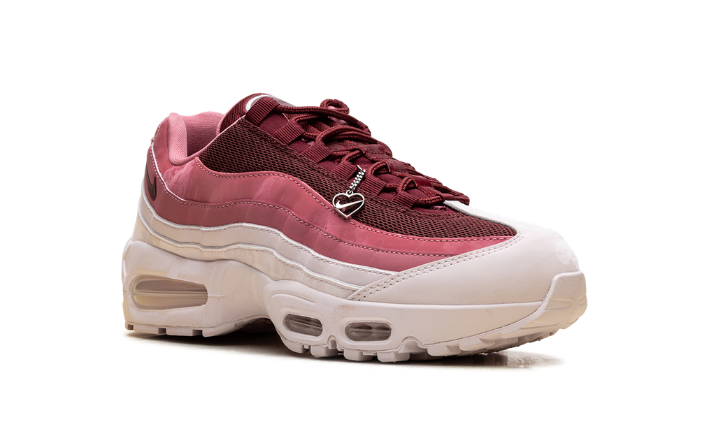Air Max 95 WMNS "Valentine's Day 2026" IB8155 600