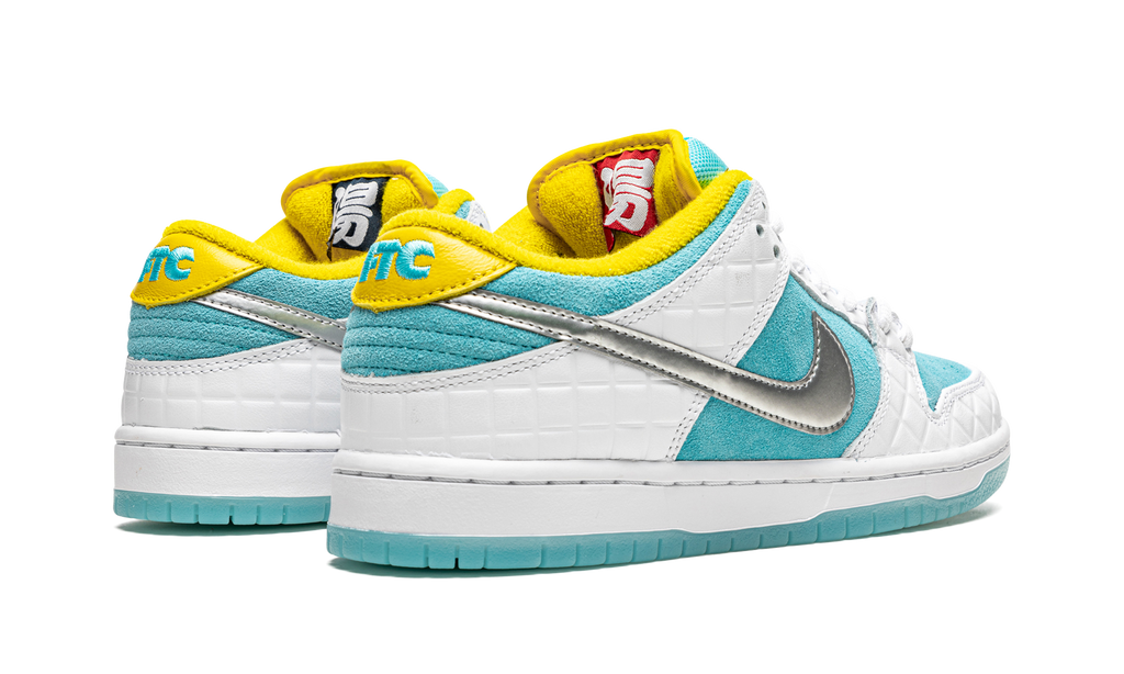 SB Dunk Low "FTC Lagoon Pulse" DH7687 400