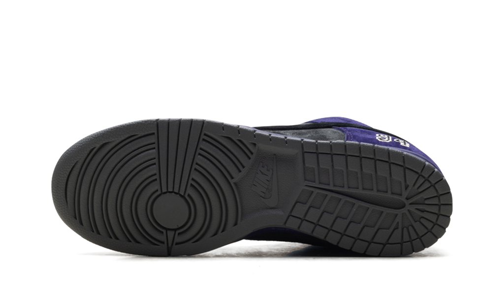 SB Dunk Low "Supreme - Ink" HQ8487 500