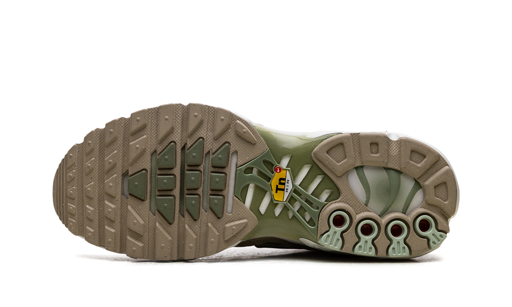Air Max Plus WMNS "Light Bone / Honeydew / Alligator" DX8954 001