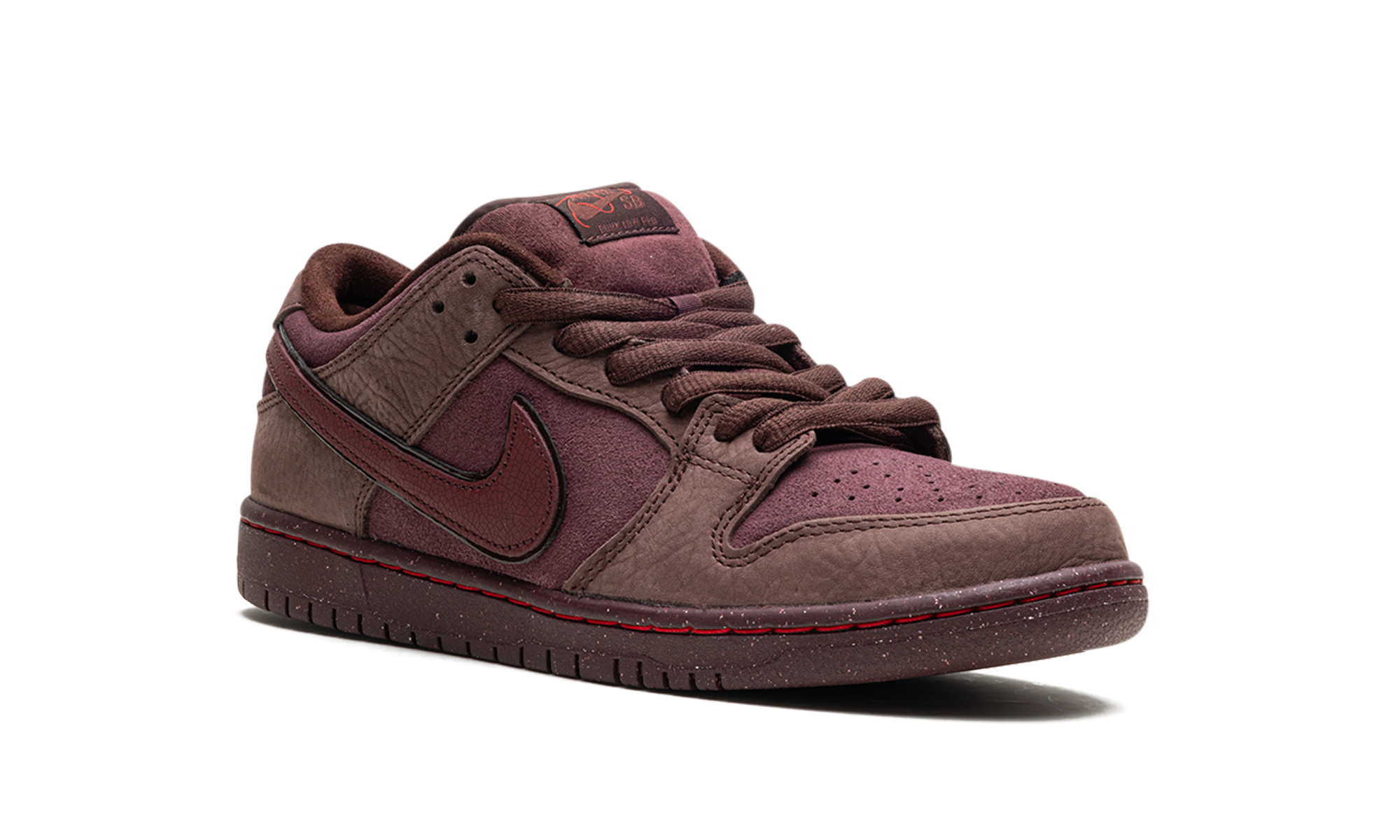 SB Dunk Low "City of Love" FN0619 600