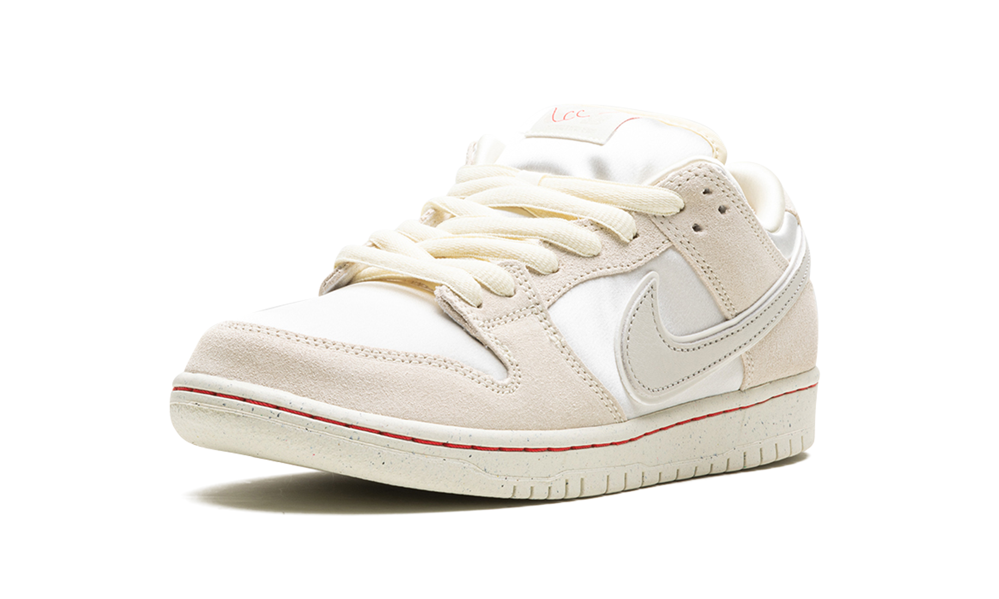 SB Dunk Low "Valentine's Day - Low Love Found" FZ5654 100