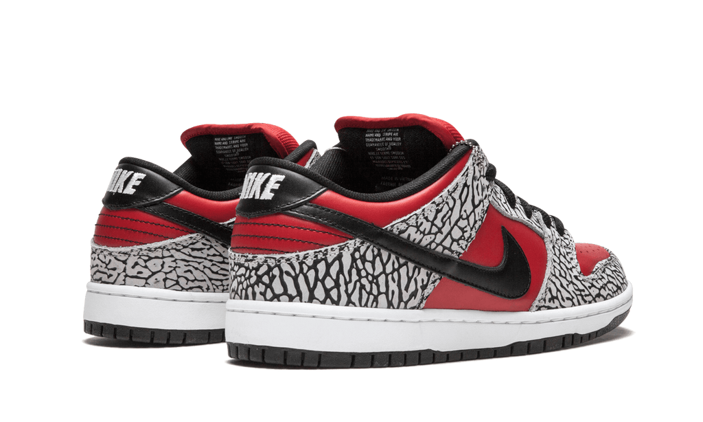 SB Dunk Low Premium "Supreme - Red Cement" 313170 600