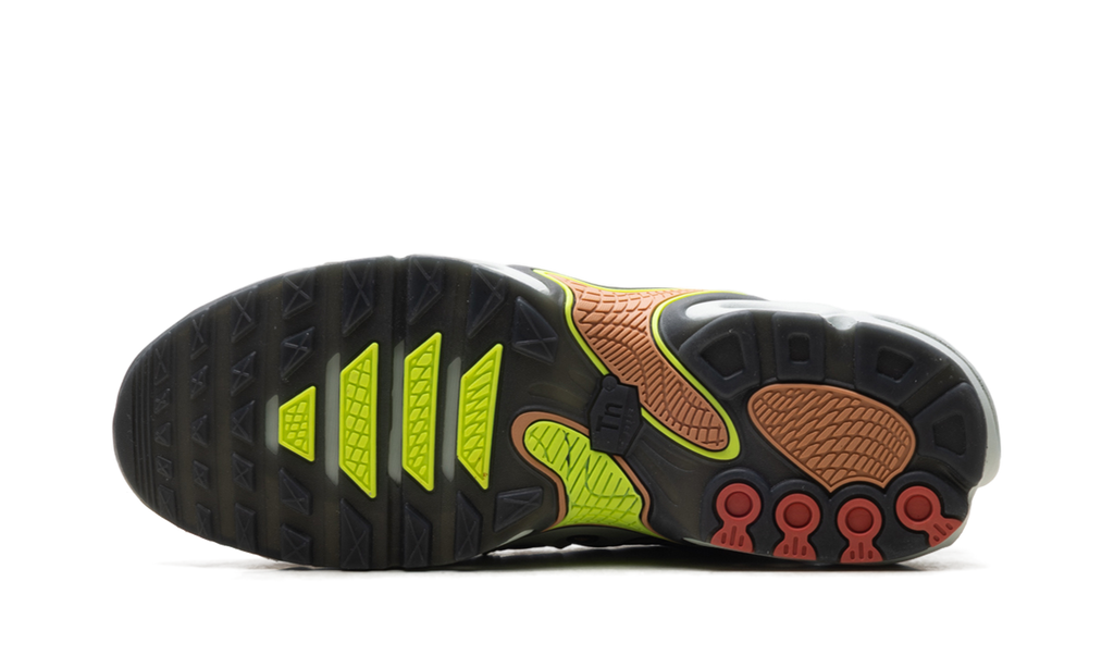 Air Max Plus Drift "Light Silver / Volt" FD4290 009