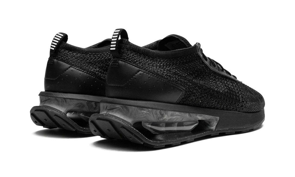 Air Max Flyknit Racer "Triple Black" FD2764 001