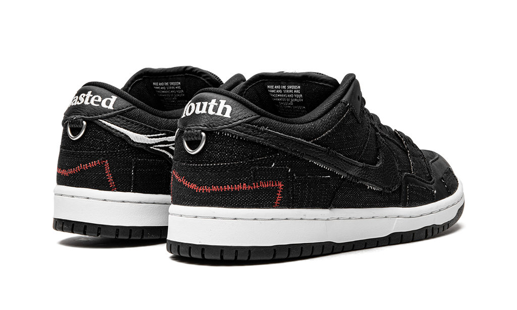 SB Dunk Low "Wasted Youth - Special Box" DD8386 001a
