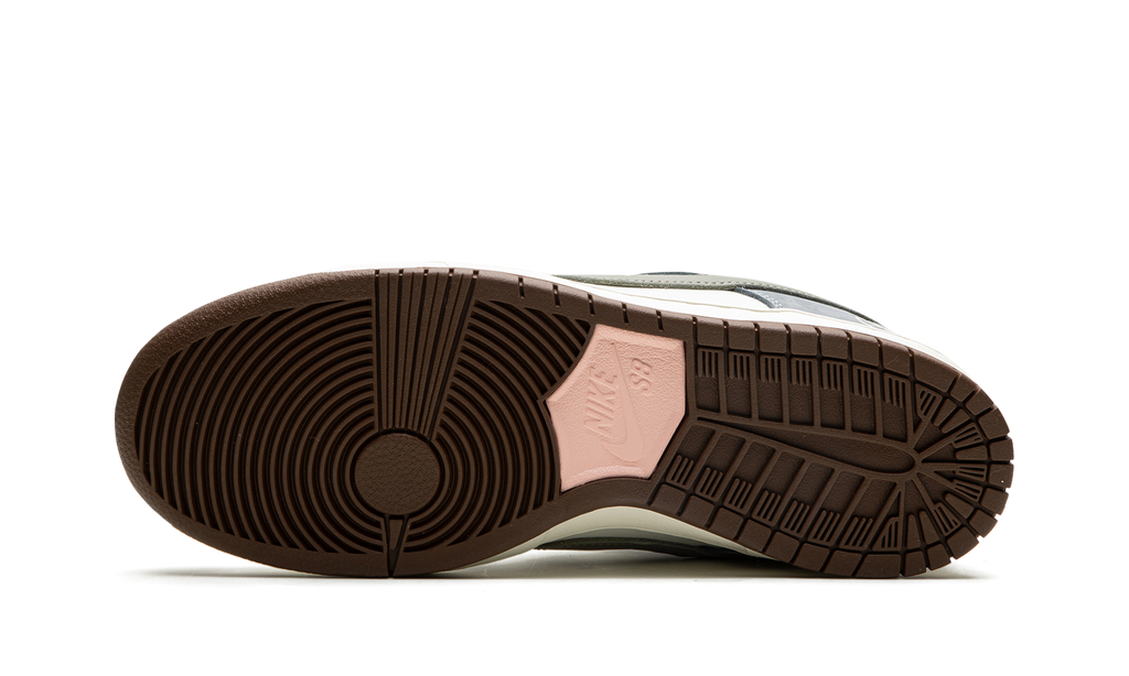 SB Dunk Low "Yuto Horigome" FQ1180 001