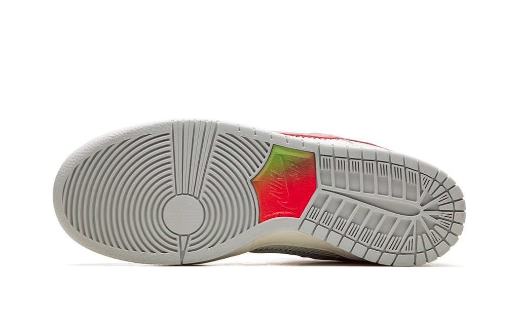 SB Dunk Low "Be True" DX5933 900