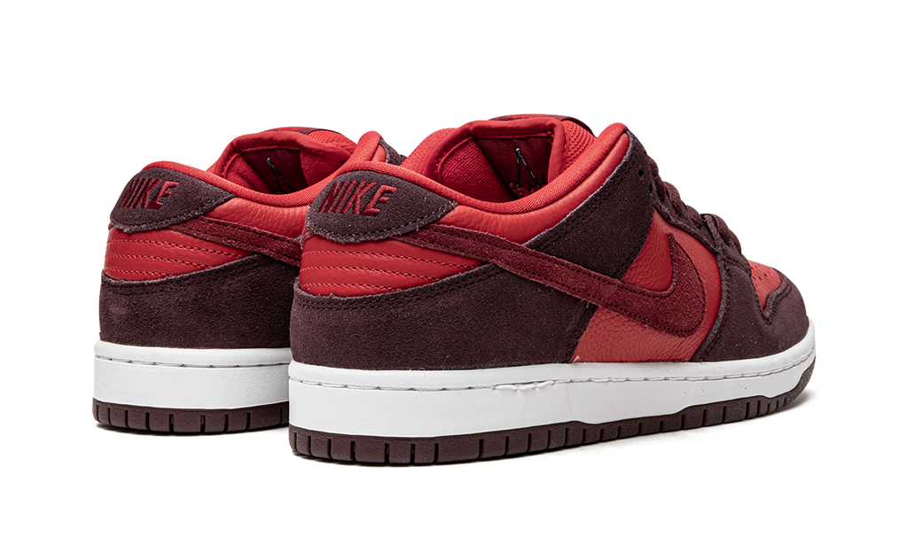 SB Dunk Low "Cherry" DM0807 600
