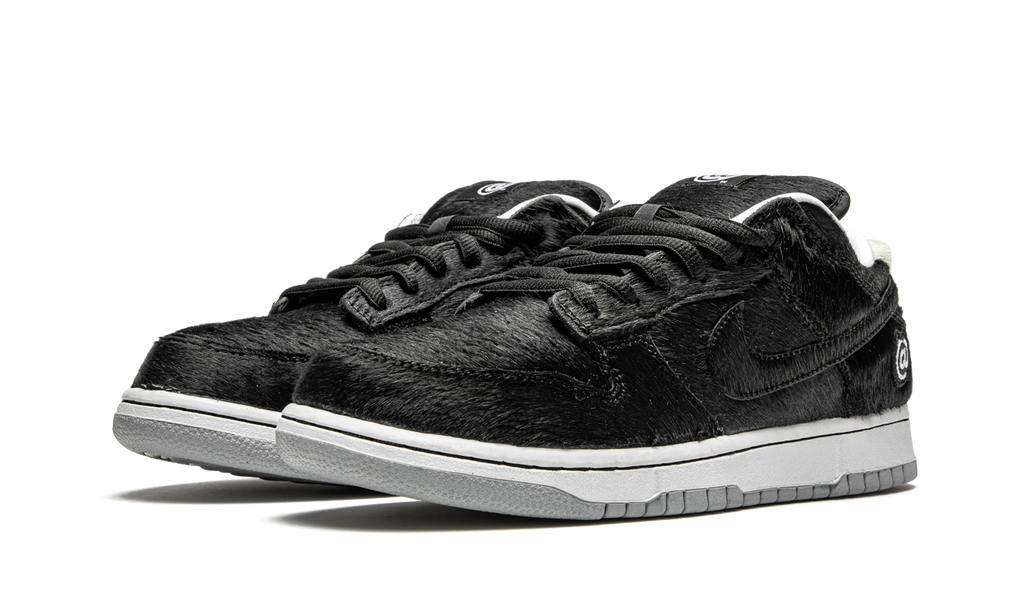 SB Dunk Low "Medicom Toy - BE@RBRICK" CZ5127 001