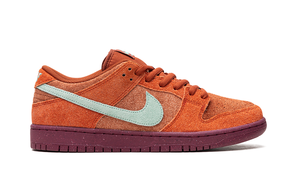 SB Dunk Low Pro Prm "Mystic Red" DV5429 601