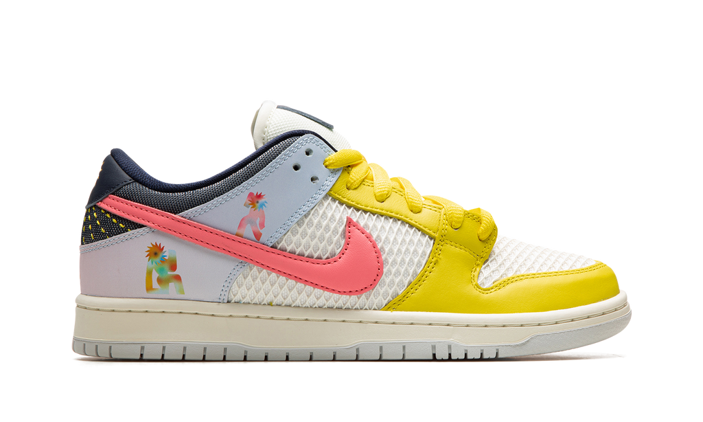 SB Dunk Low "Be True" DX5933 900