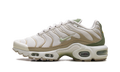 Air Max Plus WMNS "Light Bone / Honeydew / Alligator" DX8954 001