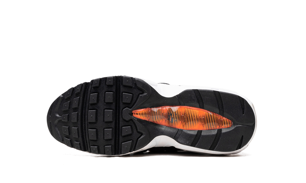 Nike Air Max 95 "Recraft" CJ3906 010