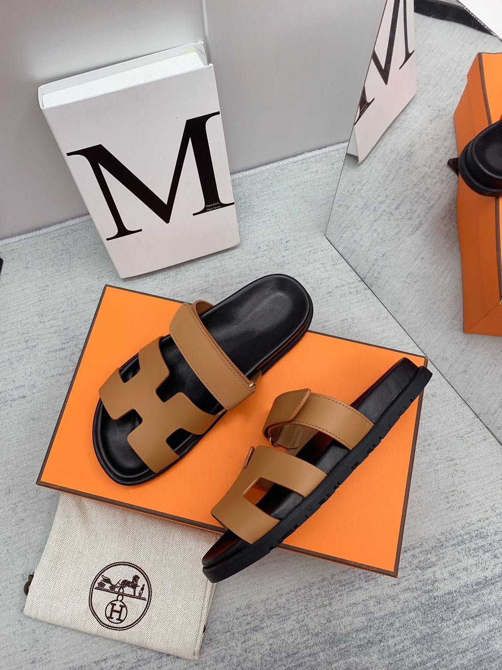 HERMES Chypre Sandal Gold