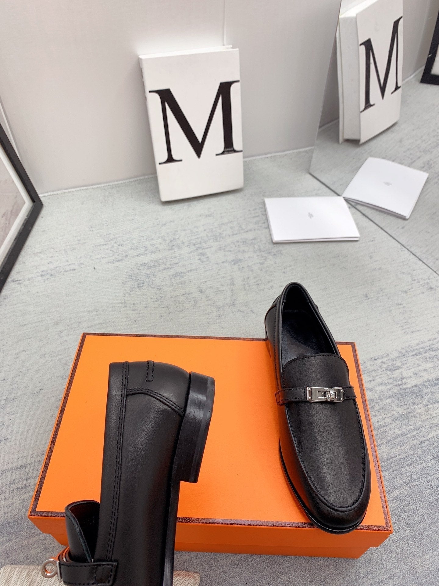 HERMES Destin Loafer Black