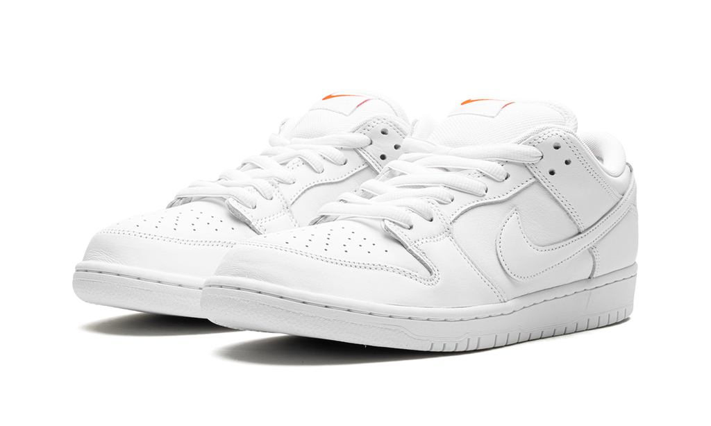 SB Dunk Low Pro "Triple White" FJ1674 100