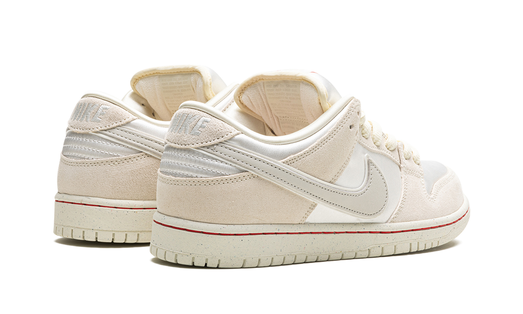 SB Dunk Low "Valentine's Day - Low Love Found" FZ5654 100