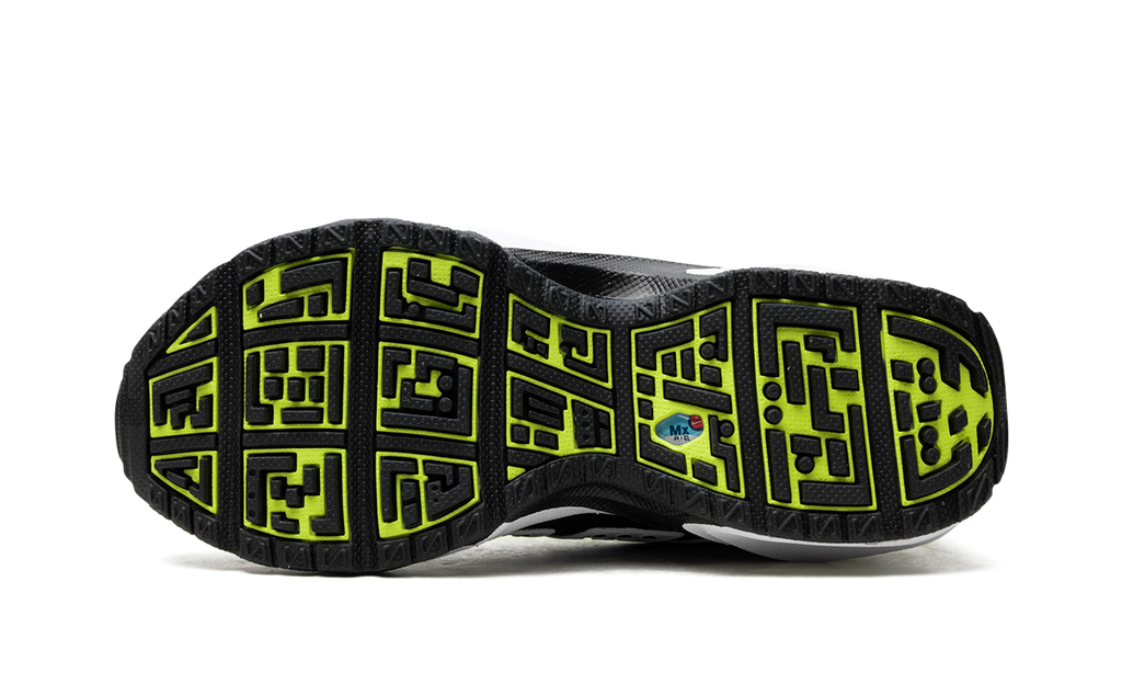 Air Max Sunder WMNS "Electric Green" FZ2068 700