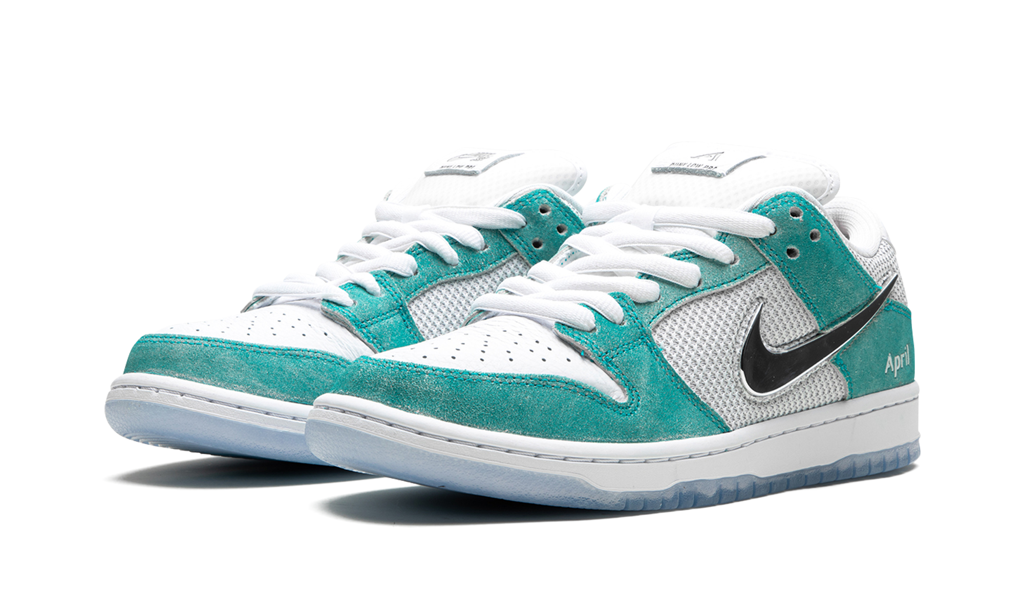 SB Dunk Low Pro QS "April Skateboards" FD2562 400